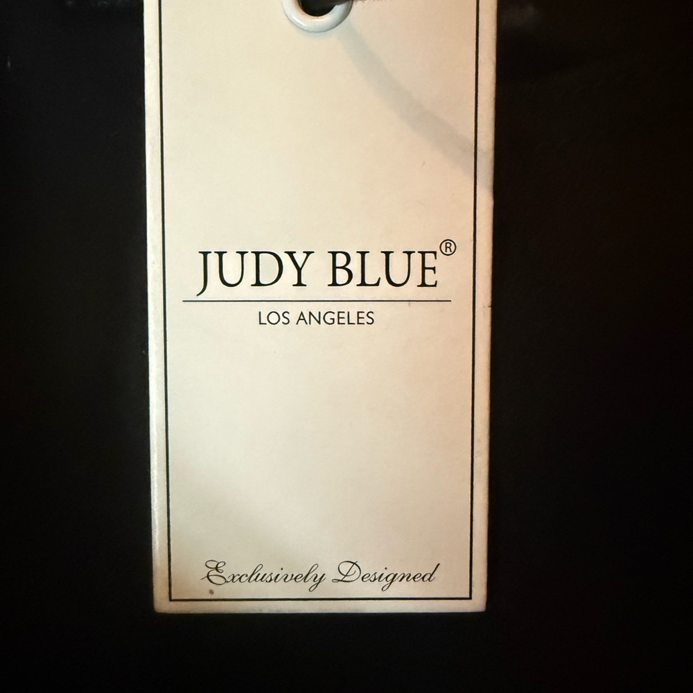 Judy Blue jeans - Picture 9 of 9